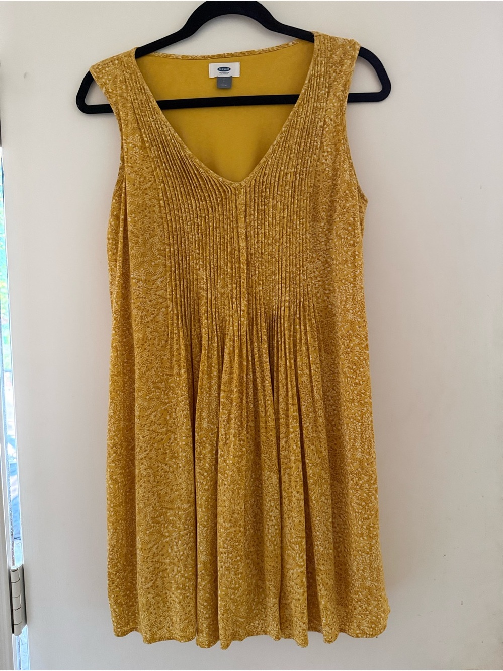 Old Navy Mustard Yellow Pintuck V-Neck Midi Dress
